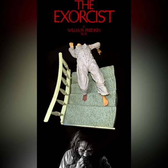 Y2K “The Exorcist” Bloody Variant Spider-Walk Regan – Rare Collectible - Picture 6 of 7